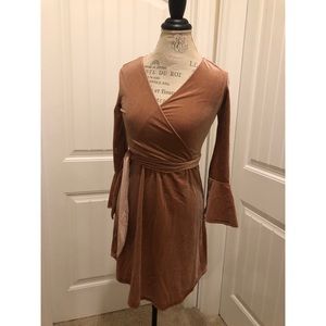 Blush pink velvety wrap dress by H&M.